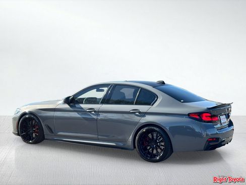 Used 2022 BMW M550i xDrive w/ Dynamic Handling Package AWD/4WD image 3
