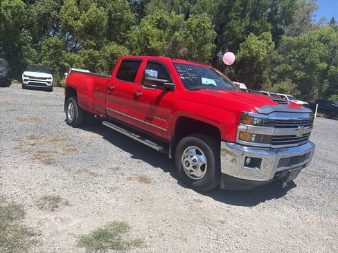 Used 2017 Chevrolet Silverado 3500 LTZ image 7