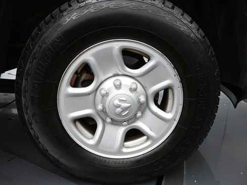 Used 2017 RAM 3500 Tradesman w/ Popular Equipment Group image 24