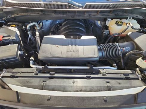 Used 2023 Chevrolet Tahoe Z71 w/ Luxury Package image 30