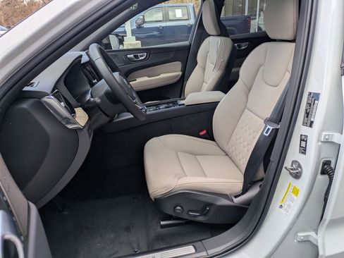 New 2026 Volvo XC60 B5 Plus w/ Climate Package image 15