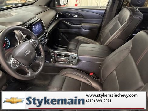 Used 2022 Chevrolet Traverse RS image 29