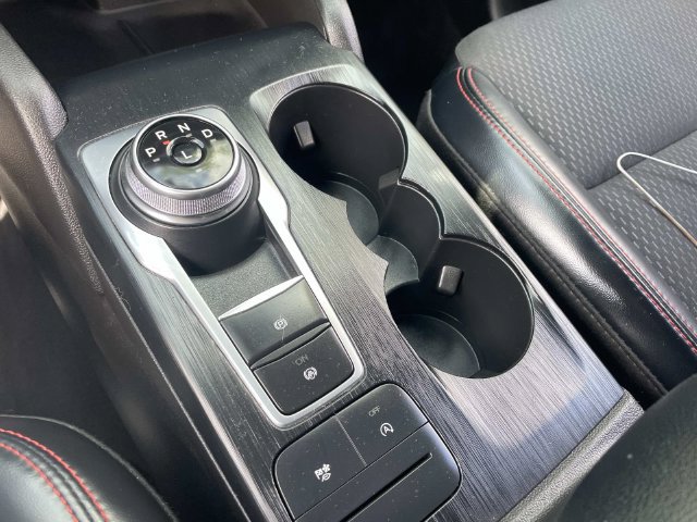 Used 2025 Ford Escape ST-Line FWD image 27