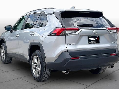 Used 2024 Toyota RAV4 XLE FWD image 12
