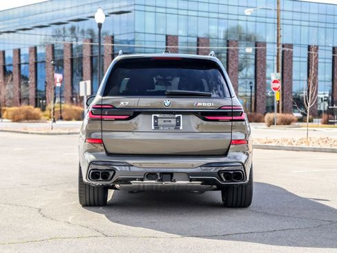 New 2026 BMW X7 M60i image 4