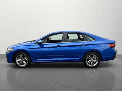 Used 2024 Volkswagen Jetta SE FWD image 5
