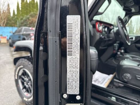 Used 2019 Jeep Wrangler Rubicon AWD/4WD image 24