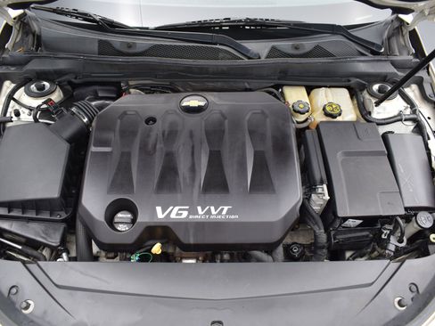 Used 2014 Chevrolet Impala LT image 9