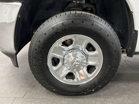 Used 2022 RAM 3500 Tradesman AWD/4WD image 32