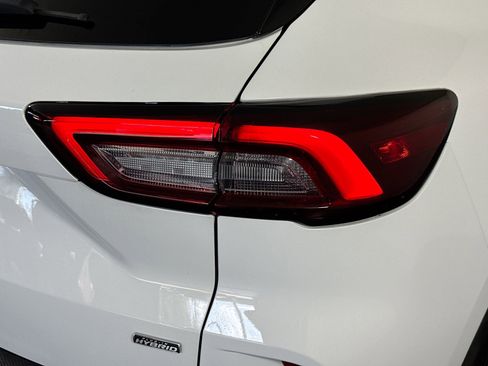 Used 2023 Ford Escape SE w/ PHEV Premium Package FWD image 34