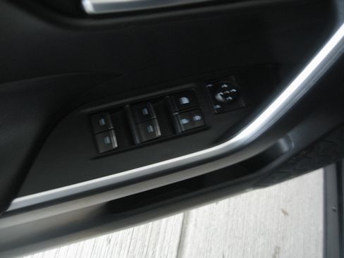 Used 2025 Toyota RAV4 XLE w/ Convenience Package AWD/4WD image 12