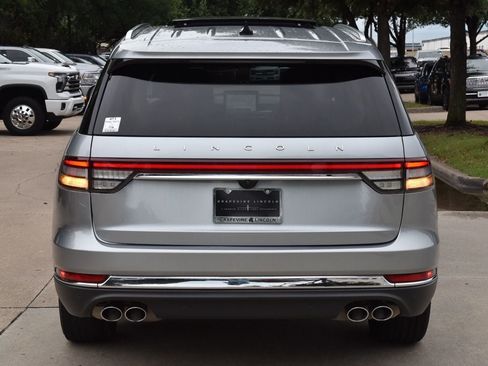 Used 2023 Lincoln Aviator Reserve w/ Equipment Group 201A AWD/4WD image 9