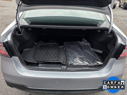 Used 2025 Subaru Legacy Premium image 39