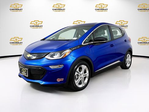 Used 2020 Chevrolet Bolt LT FWD image 3