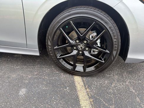 Certified 2025 Honda Civic Sport image 34