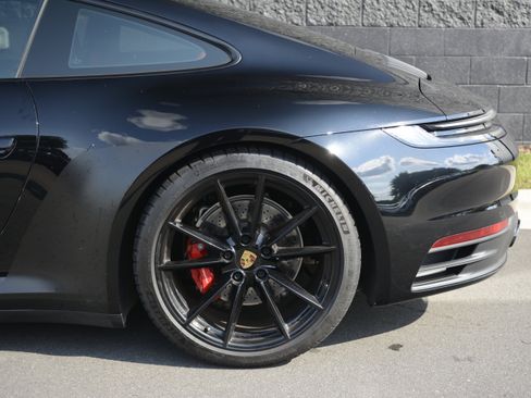 Certified 2020 Porsche 911 Carrera S RWD image 31