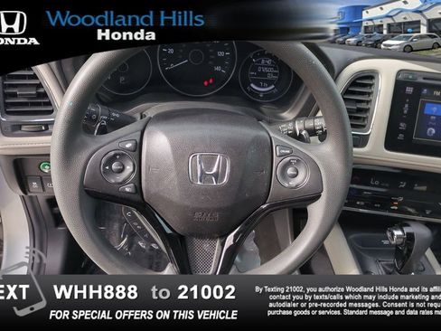 Used 2017 Honda HR-V EX image 10