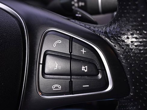 Used 2019 Mercedes-Benz GLA 250 GLA 250 image 31