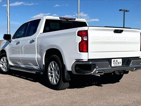 Used 2022 Chevrolet Silverado 1500 LTZ w/ LTZ Premium Package image 4