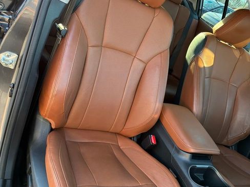 Used 2022 Subaru Legacy Touring XT image 18