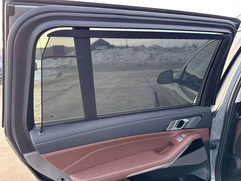 Used 2026 BMW X7 xDrive40i image 39