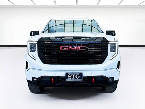 Used 2025 GMC Sierra 1500 AT4 AWD/4WD image 2