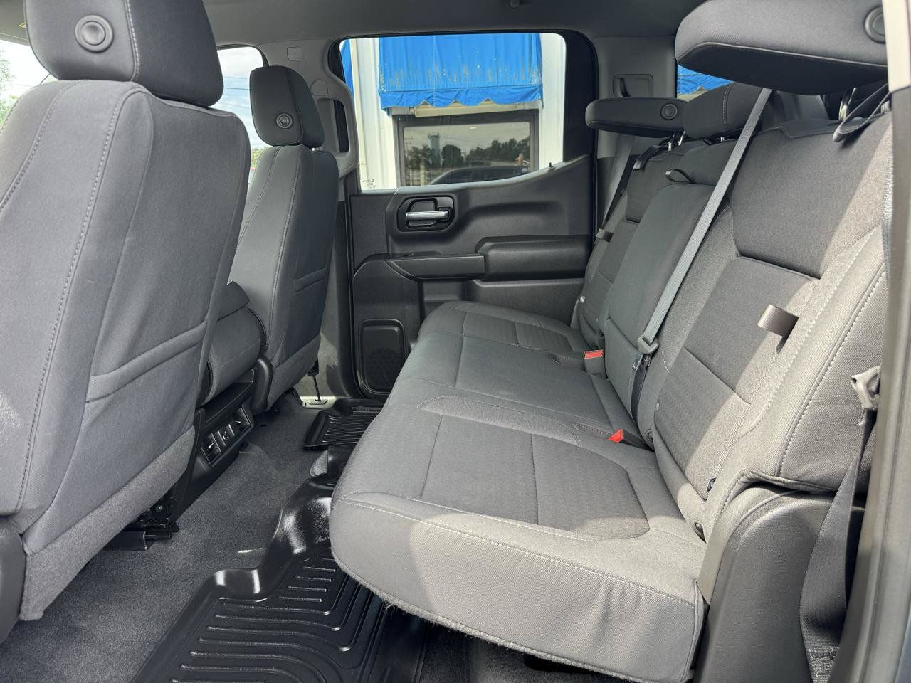 Used 2020 Chevrolet Silverado 1500 LT w/ All-Star Edition AWD/4WD image 13