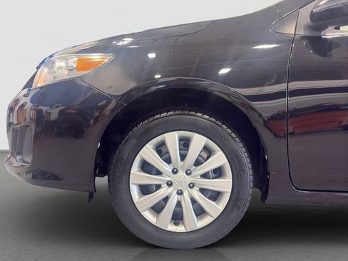 Used 2013 Toyota Corolla LE image 21