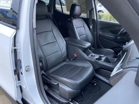 Used 2019 GMC Terrain SLT image 19