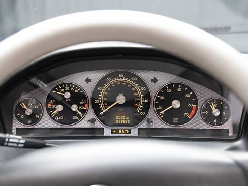 Used 2002 Mercedes-Benz SL 500 image 80