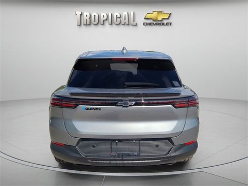 New 2026 Chevrolet Equinox EV LT image 4