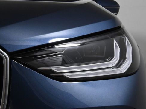 Used 2026 BMW X3 xDrive30 w/ Convenience Package image 11