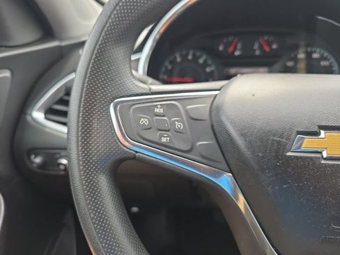 Used 2021 Chevrolet Malibu LT FWD image 32
