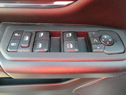 Used 2025 RAM 1500 Big Horn image 22