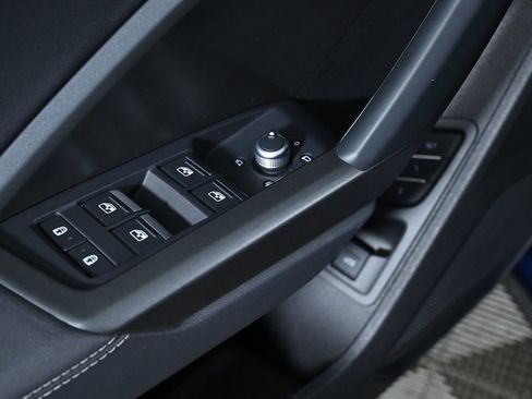 Used 2024 Audi Q3 2.0T Premium Plus w/ Premium Plus Package image 24