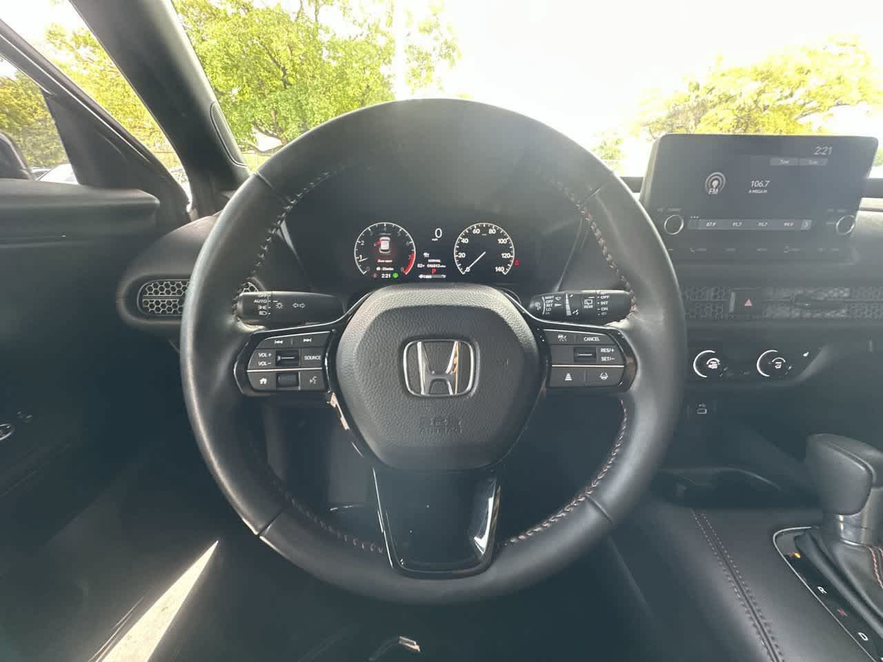 Used 2025 Honda HR-V Sport image 15