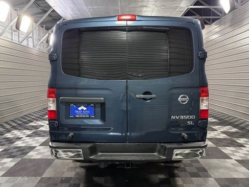 Used 2019 Nissan NV 3500 SL image 6