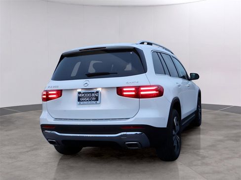New 2025 Mercedes-Benz GLB 250 4MATIC image 7