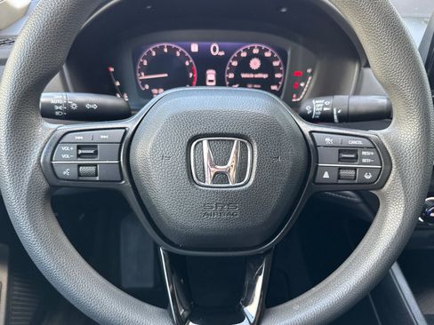 Used 2023 Honda Accord EX image 19