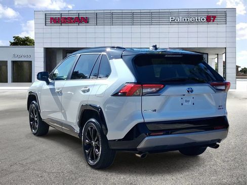 Used 2023 Toyota RAV4 XSE AWD/4WD image 4