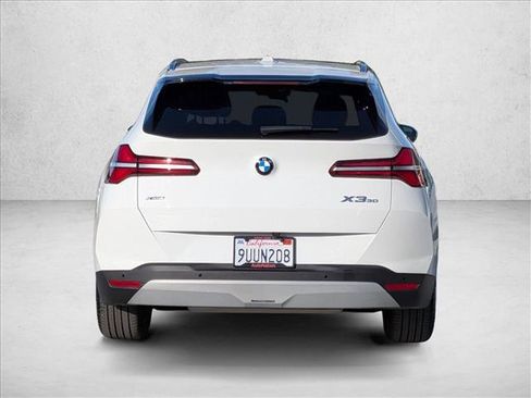 Used 2025 BMW X3 xDrive30i w/ Premium Package image 7