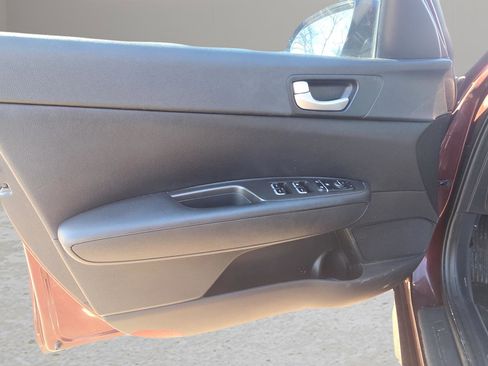 Used 2018 Kia Optima LX image 24