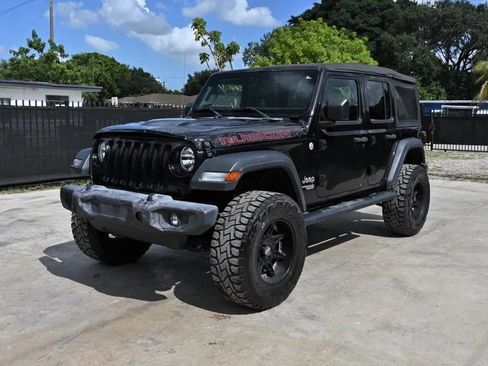 Used 2018 Jeep Wrangler Unlimited Sport S AWD/4WD image 2