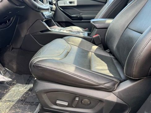 Used 2022 Ford Explorer ST w/ Equipment Group 401A image 6