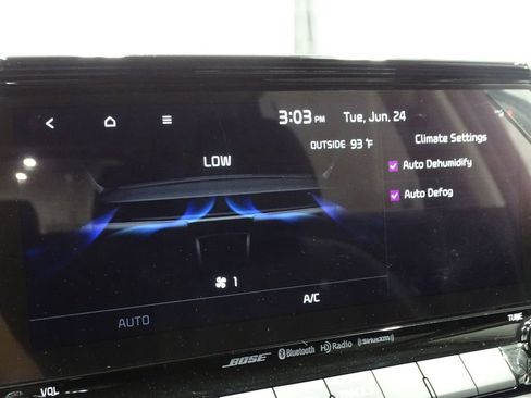 Used 2022 Kia Seltos SX image 34