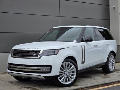 New 2025 Land Rover Range Rover SE