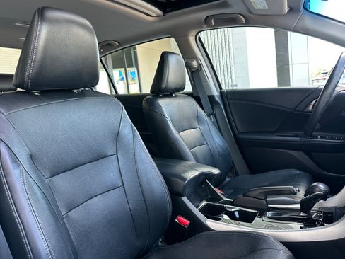 Used 2016 Honda Accord EX-L image 26