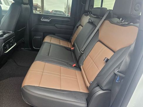 Used 2025 Chevrolet Silverado 2500 High Country w/ High Country Premium Package image 20