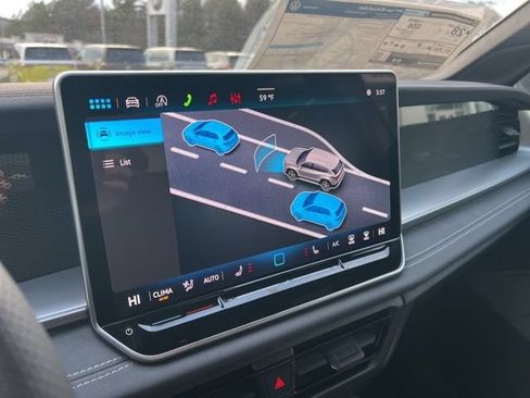 New 2026 Volkswagen Tiguan SE R-Line FWD image 10
