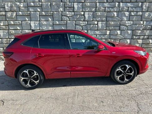 Used 2023 Ford Escape ST-Line Select w/ Tech Pack #2 AWD/4WD image 6